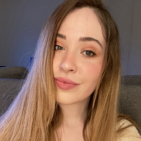 @NoraTomas